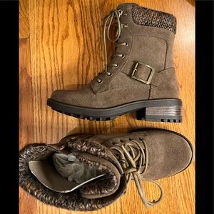 NWT Torrid Sweater Top Combat Boot, Brown